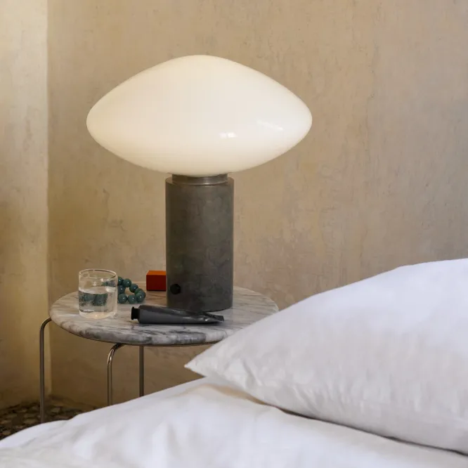 Lampa Stołowa Mist Ap17 Grigio Caldo Andtradition