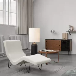 Lampa Stołowa Multi-Lite Brass White Semi Matt Gubi