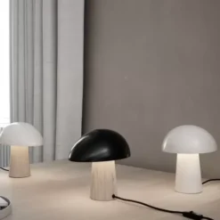 Lampa Stołowa Night Owl Granatowa Podstawa Jesionowa Fritz Hansen