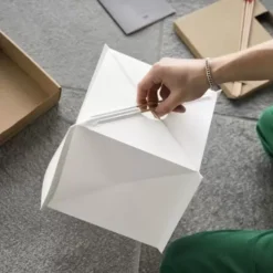 Lampa Stołowa Paper Cube Hay