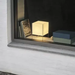 Lampa Stołowa Paper Cube Hay