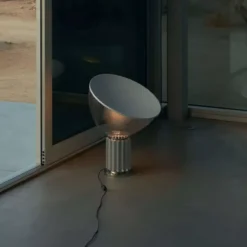 Lampa Stołowa Taccia Srebrna Flos