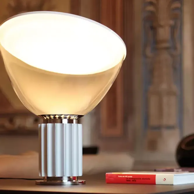 Lampa Stołowa Taccia Srebrna Flos