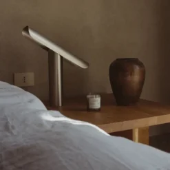 Lampa Stołowa T-Lamp Srebrna Frama