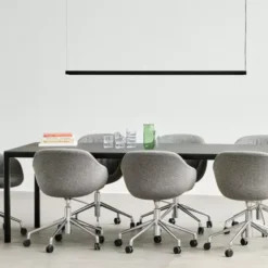 Lampa Wisząca Factor Linear Soft Black Hay