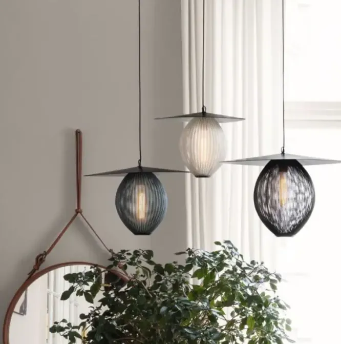Lampa Wisząca Satellite 27 Cm Czarna Gubi