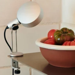 Lampa Z Uchwytem Cupola Hay