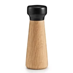 Młynek Do Pieprzu Craft Mały Dąb Naturalny Normann Copenhagen