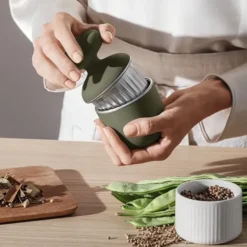 Młynek Do Przypraw Green Tool Eva Solo