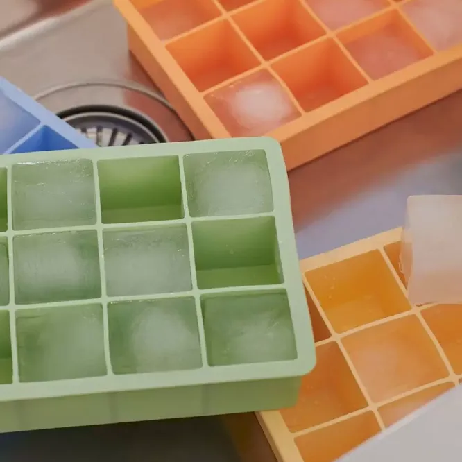 Pojemnik Na Lód Tray Light Blue Hay