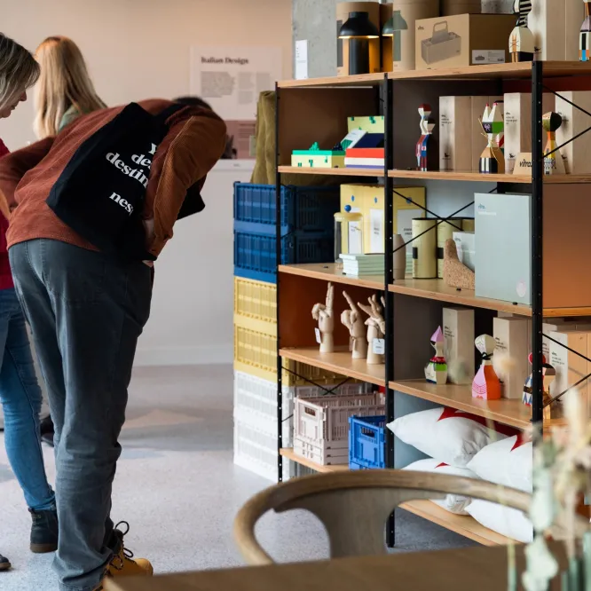Regał Eames Unit Esu 4 Hu Vitra