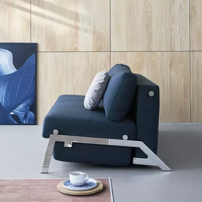 Sofa Rozkładana Cubed 140 Cm Chromowana Podstawa Dance Blue Innovation