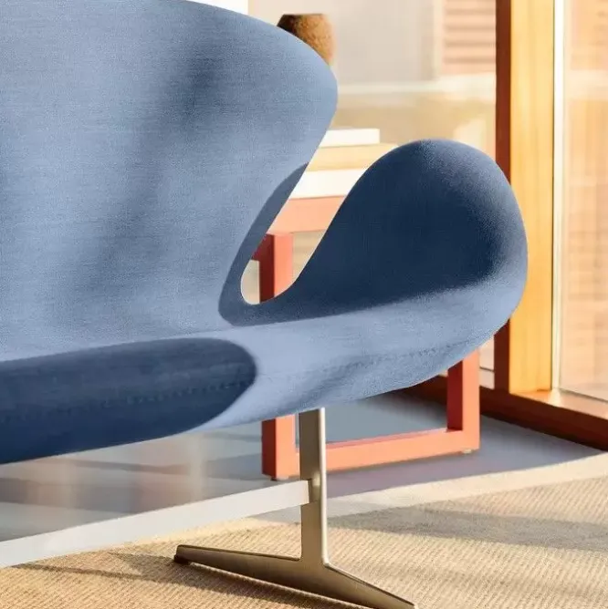 Sofa Swan Capture Instant Blue Fritz Hansen