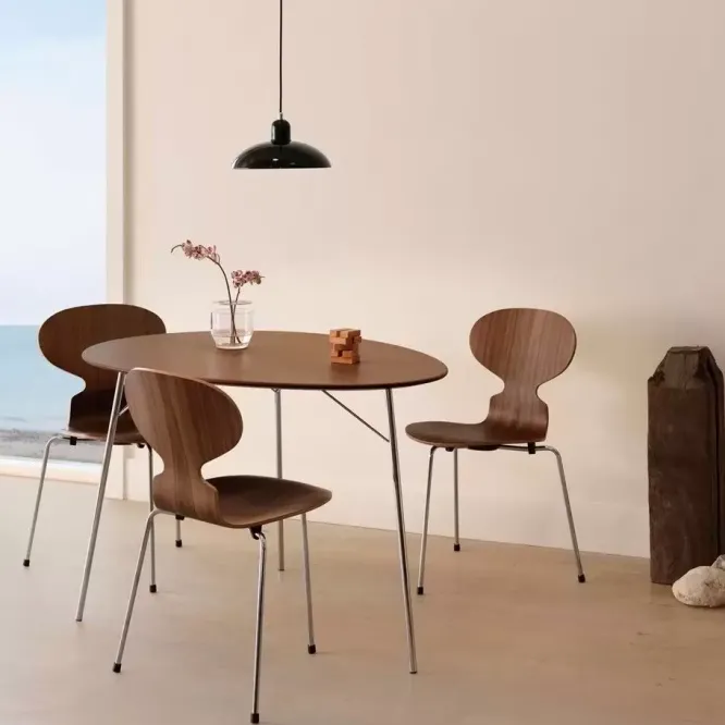 Stół Egg Fritz Hansen