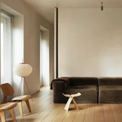 Stołek Butterfly Maple Vitra