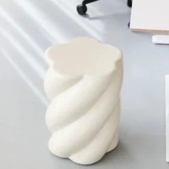 Stołek Marshmallow Kremowy &K Amsterdam