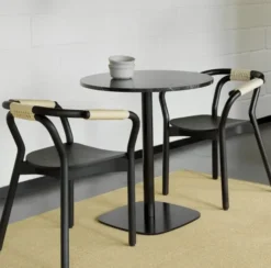 Stolik Form Marmur 70 Cm Normann Copenhagen