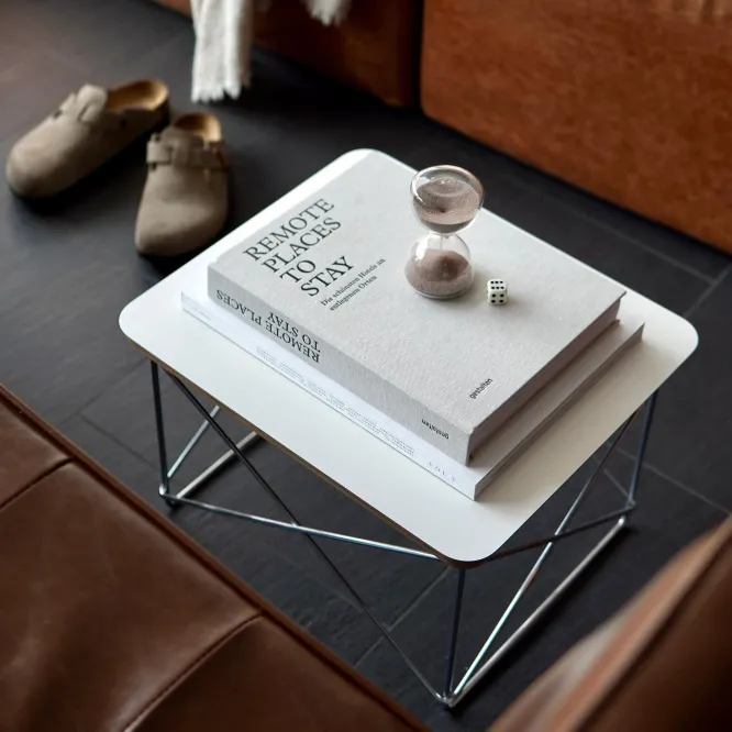 Stolik Okazjonalny Ltr - Blat Orzech - Podstawa Basic Dark Vitra