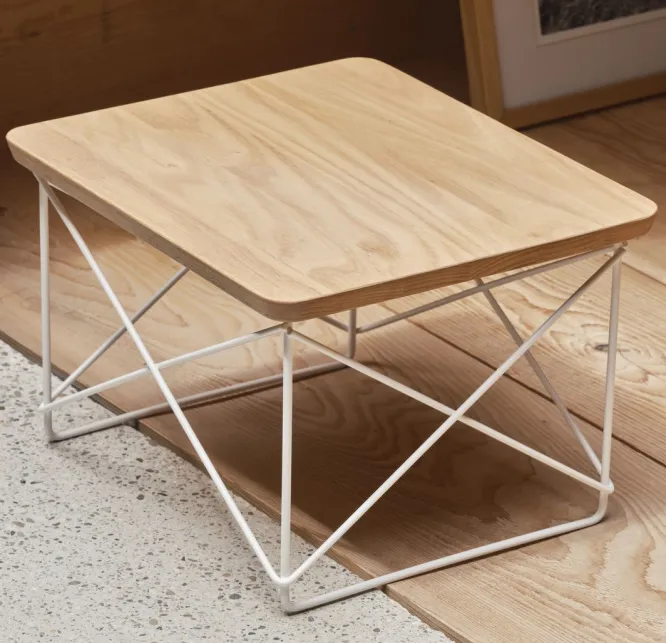 Stolik Okazjonalny Ltr - Blat Orzech - Podstawa Basic Dark Vitra