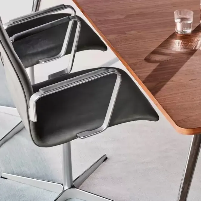 Stół Pluralis Ks421 Dąb Fritz Hansen