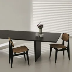 Stół Private 320 Cm Ciemny Dąb Gubi