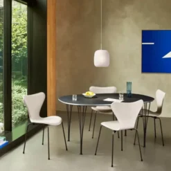 Stół Superellipse 135 Cm Laminat Standard Czarny Fritz Hansen