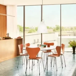 Stół Superellipse 135 Cm Laminat Standard Biały Fritz Hansen