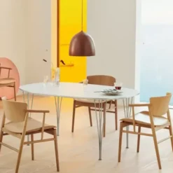 Stół Superellipse 135 Cm Laminat Standard Biały Fritz Hansen