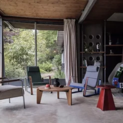 Taboret Metallique Czerwony Vitra