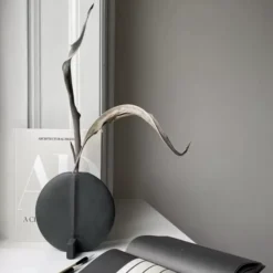Wazon Guggenheim 23 Cm Czarny 101 Copenhagen