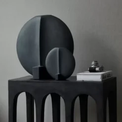 Wazon Guggenheim 34 Cm Czarny 101 Copenhagen