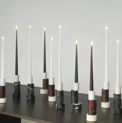Świecznik Blox Burgundowy Normann Copenhagen