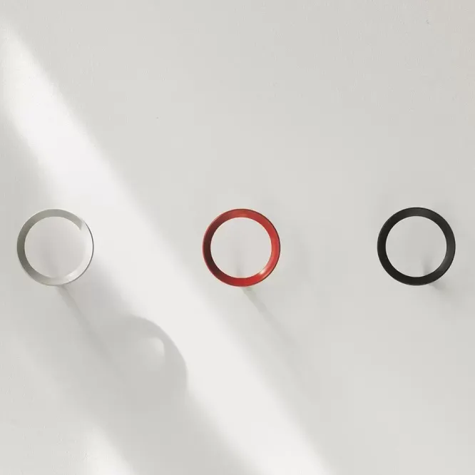 Wieszak Ścienny Loop 4 Cm Czarny Normann Copenhagen