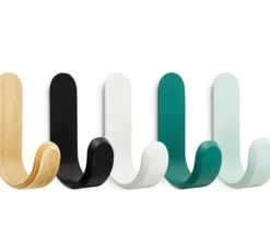 Wieszak Curve Orzech Normann Copenhagen