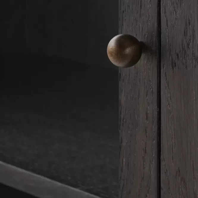 Witryna Trace Sc88 Dark Stained Oak Andtradition
