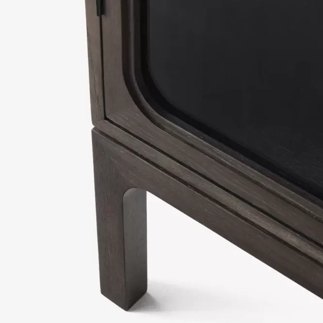 Witryna Trace Sc88 Dark Stained Oak Andtradition